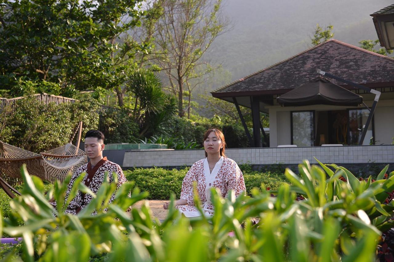 Banyan Tree Lang Co Hotel Exterior photo