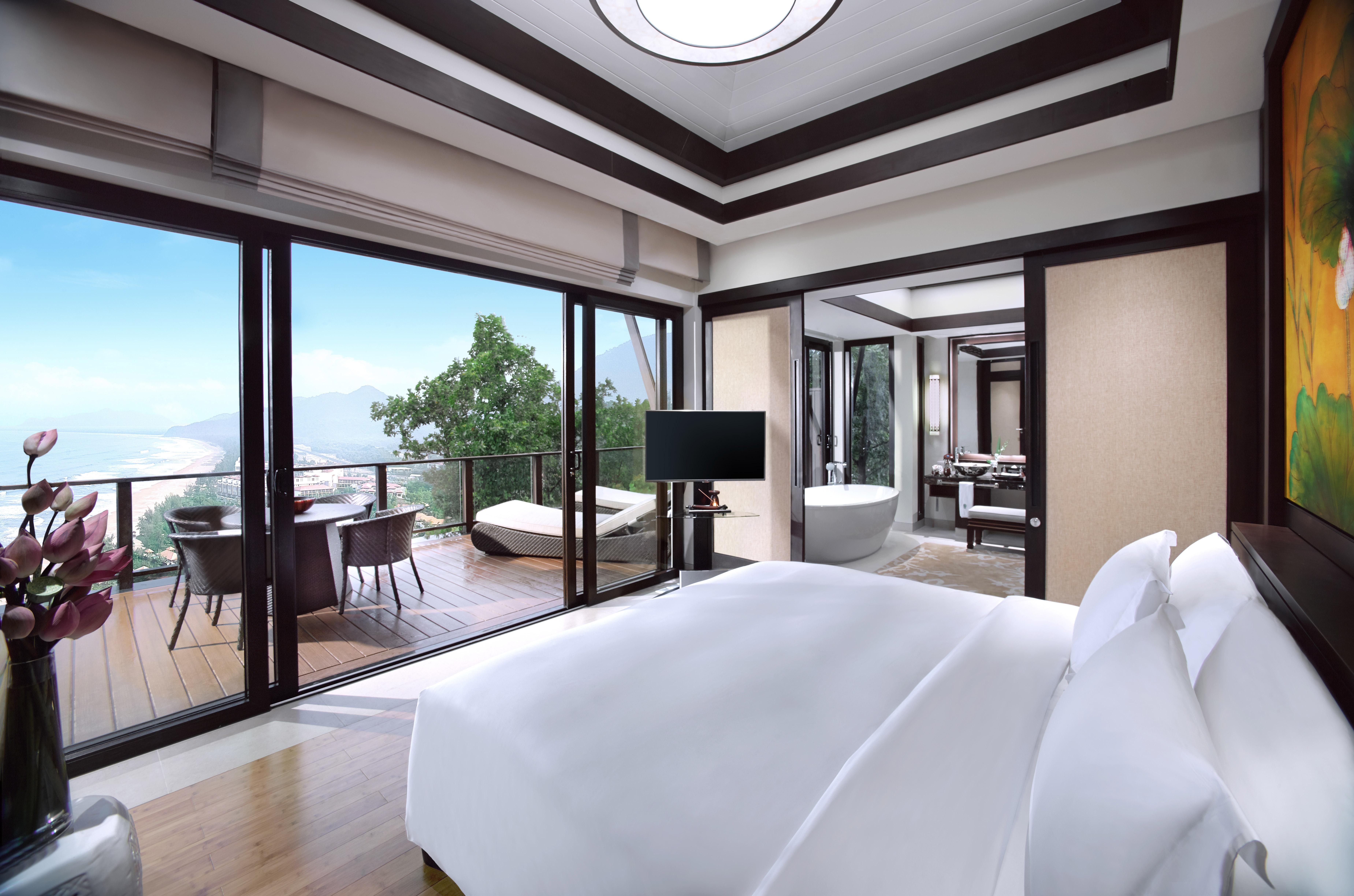 Banyan Tree Lang Co Hotel Exterior photo