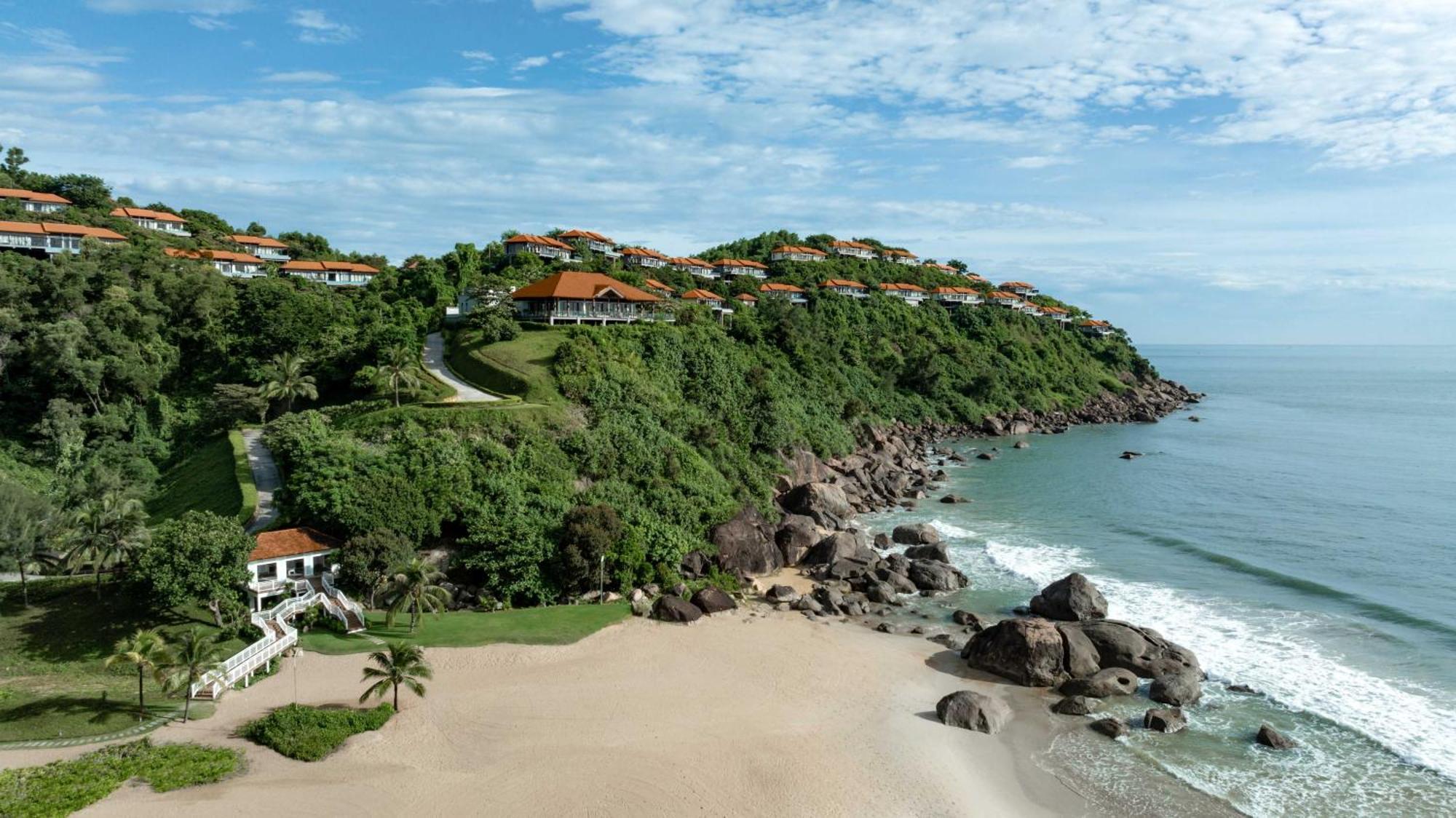 Banyan Tree Lang Co Hotel Exterior photo
